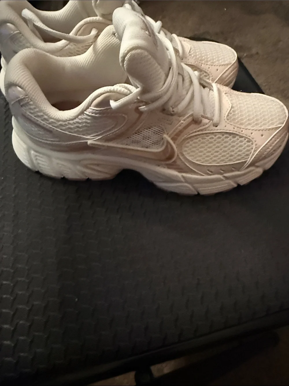Nike Women’s Pale Pink and White Mesh Sneakers v4